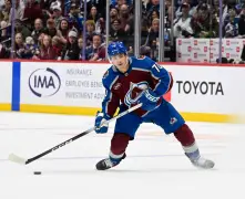 Avalanche sign RFA defenseman Sam Malinski to one-year contract: report